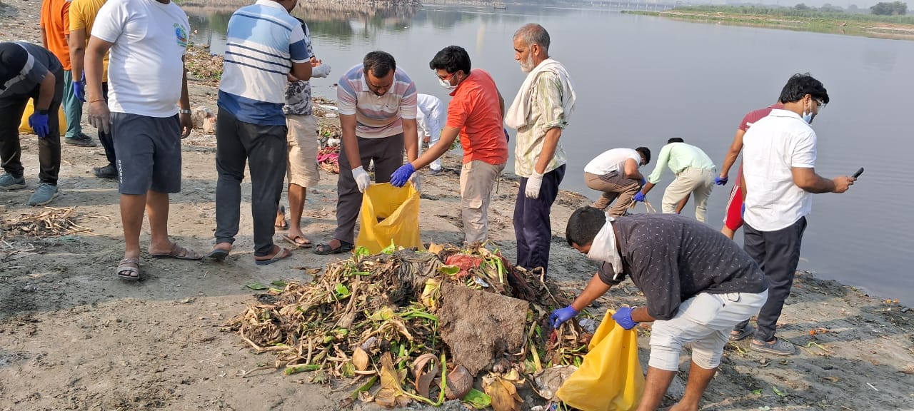 Sonia Vihar Clean-up drive